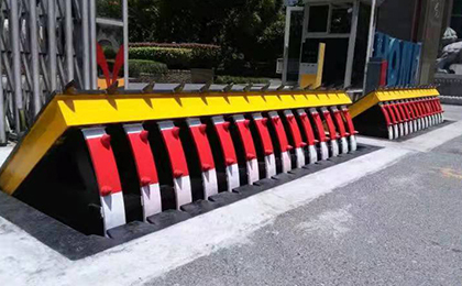 路障機